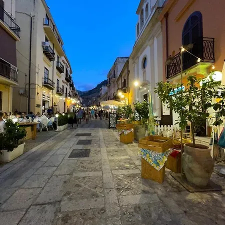 Domus Federiciana * Castellammare del Golfo